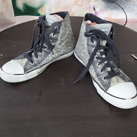 AIRWALK WOMENS GREEN FLORAL COTTON CANVAS HIGH TOP SNEAKERS SIZE 11 - Picture 2 of 6